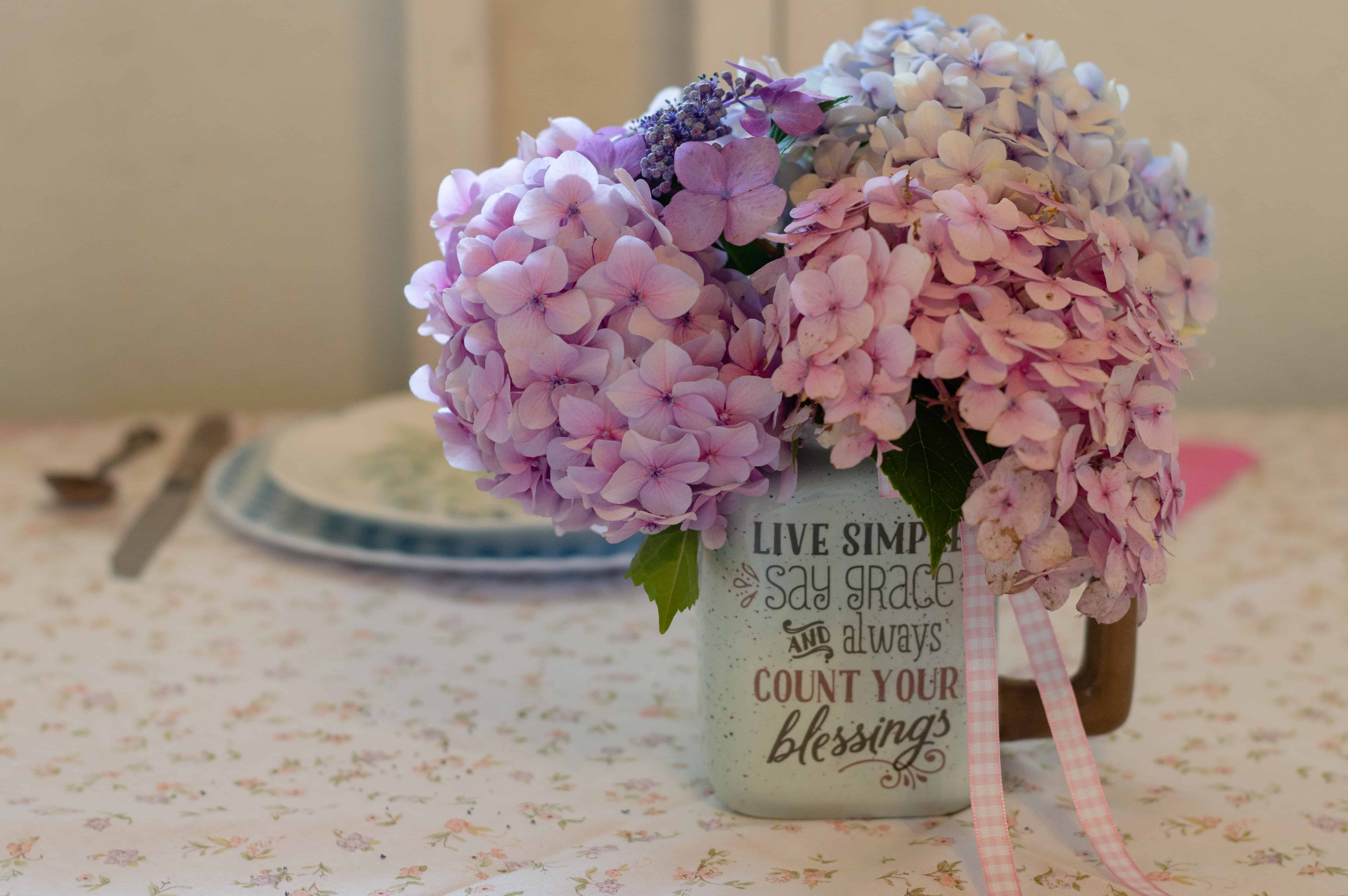 Pressed Flower Craft For Spring - Pinecone Cottage Retreat